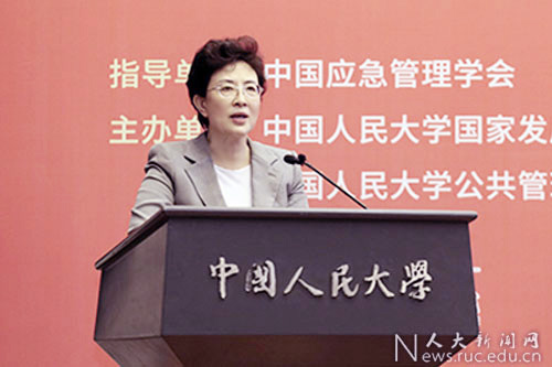 7bfb3dd02fea46de9157d33789168a87.jpg 111051703-01.jpg