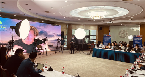 8d476a2626c4458eac73bcdfc271aced.jpg 议题二后面.jpg